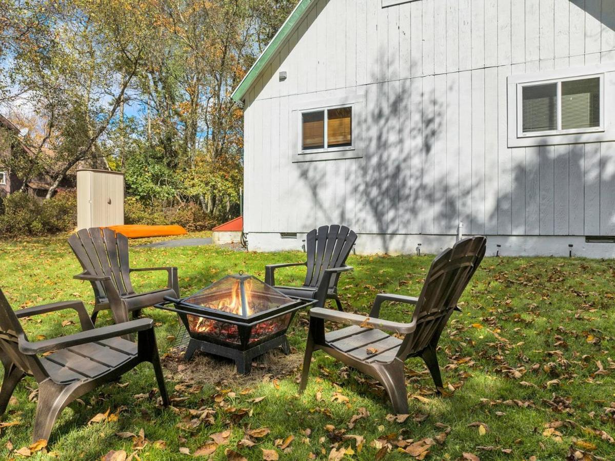 The Sage Chalet In Emerald Lakes, Poconos! Long Pond Exteriör bild