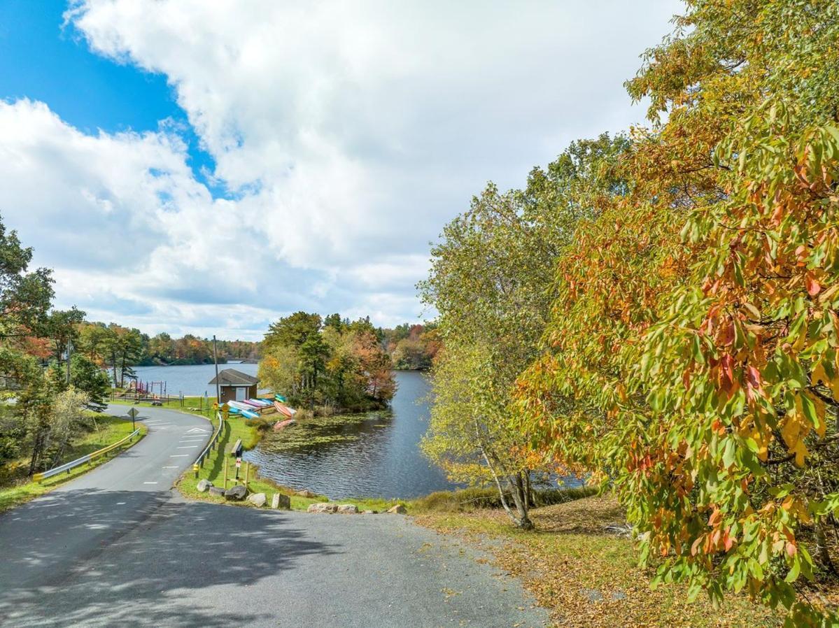 The Sage Chalet In Emerald Lakes, Poconos! Long Pond Exteriör bild